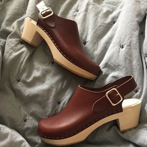 Bryr clogs Suzie closed toe mid heel 39 in Sienna